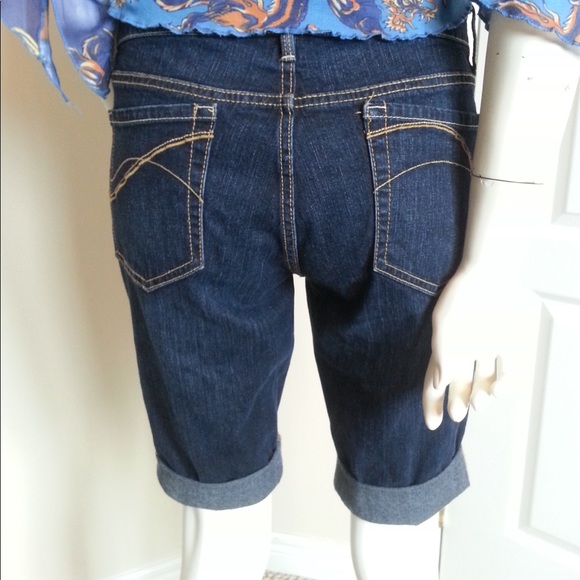 🔥HOT DEAL New🔥Jacob denim shorts - Picture 2 of 8